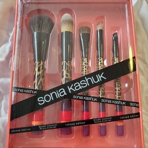 Sonia Kashuk Limited edition Brushes